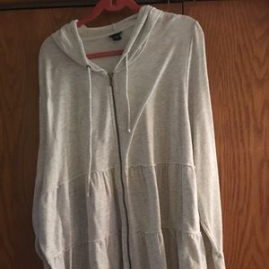 Torrid Sz 5 Ruffle Hoodie Sweatshirt